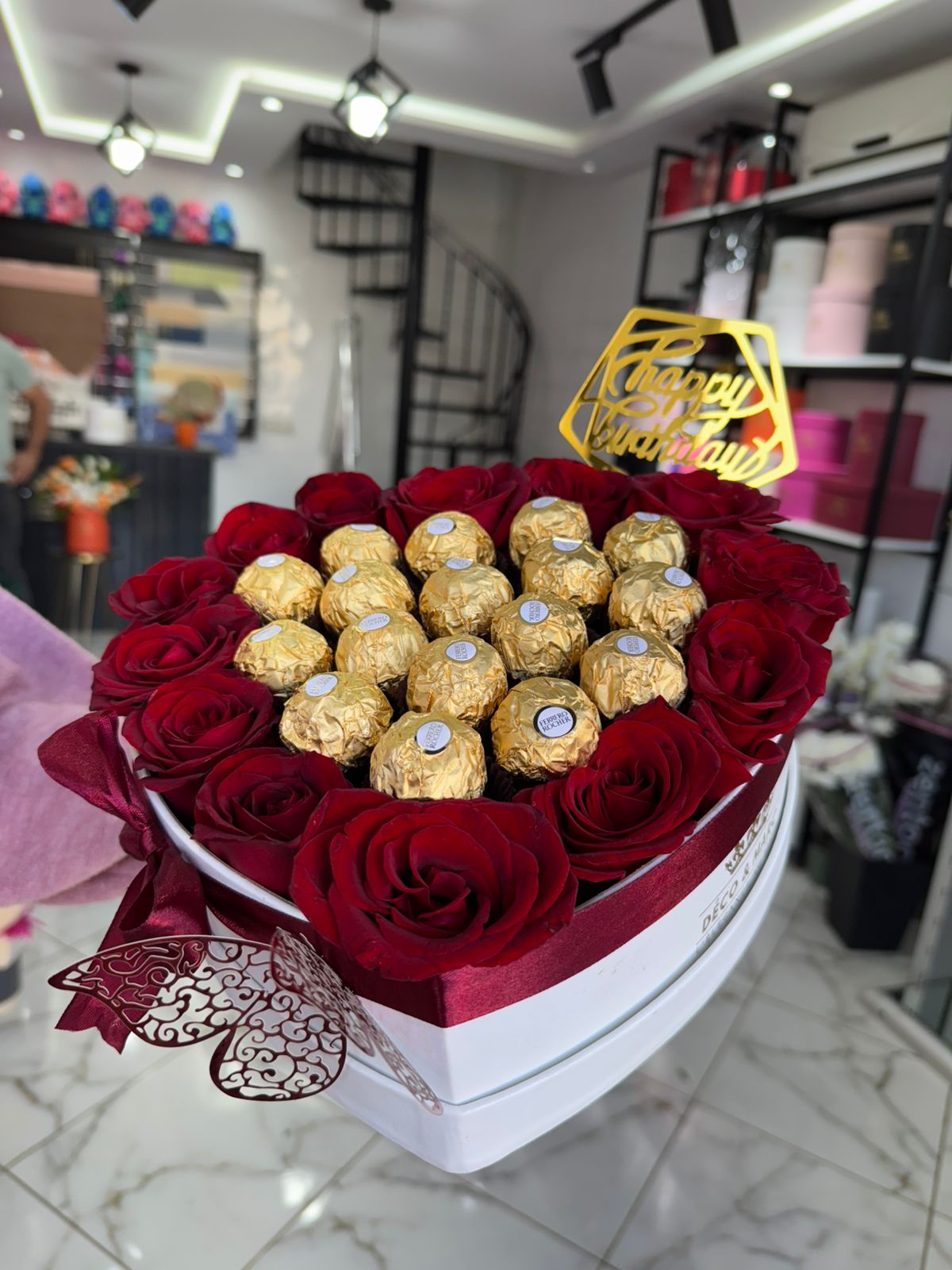 boite fleur pour saint valentin - الصورة 2